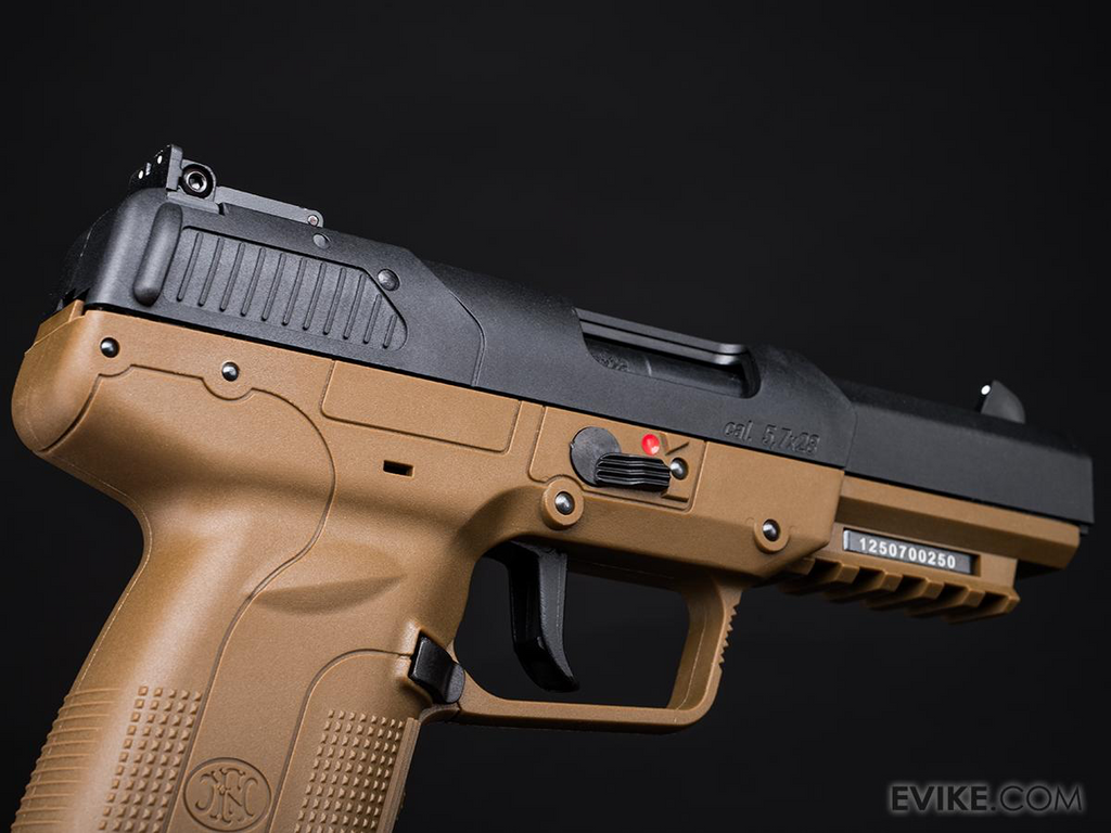 CYBERGUN/SRC FN 5-7 AIRSOFT GBB PISTOL